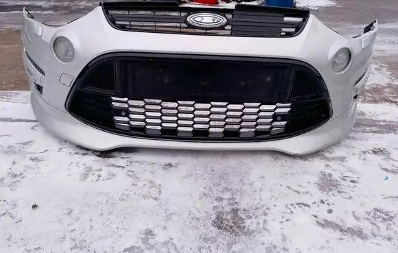 Ford S-MAX Front bumper 