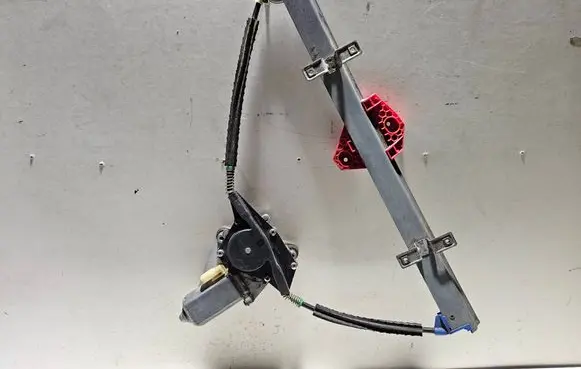 Ford Mondeo MK I Front door window regulator with motor 93BBF23200B 015001015