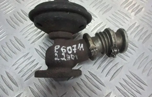 Peugeot 607 EGR valve 9638246980