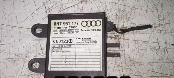 Audi TT Mk1 Engine control unit/module 8N7951177