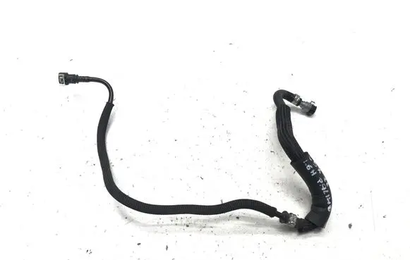 Citroen C5 X Fuel line pipe 9826408680