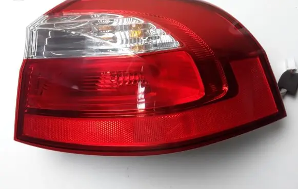 KIA Rio Rear/tail lights 924021W2R