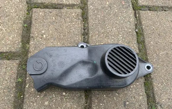 Audi A5 8T 8F Other engine bay part 06K109121E
