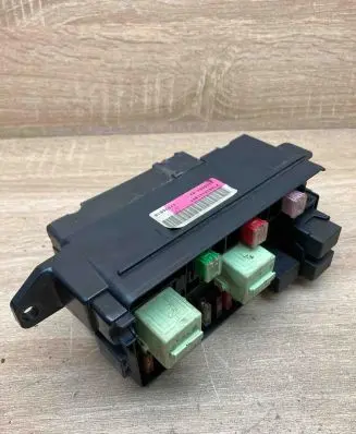 Mini One - Cooper Coupe R56 Fuse module 3449504 17236010