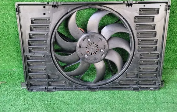 Porsche Panamera (971) Electric radiator cooling fan 971121203Q