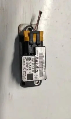 Renault Scenic I Airbag deployment crash/impact sensor 550759800 7700437301B 010013