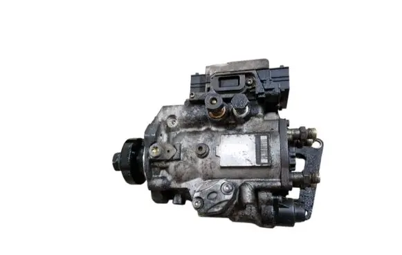 Opel Vectra C Fuel injection high pressure pump 0281011055