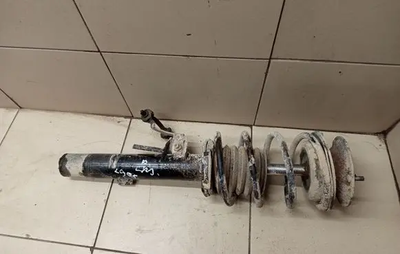 BMW 3 E90 E91 Front shock absorber with coil spring 