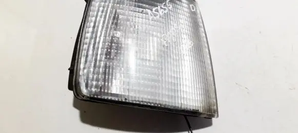 Volkswagen PASSAT B3 Front indicator light 357953050a 6r0142767