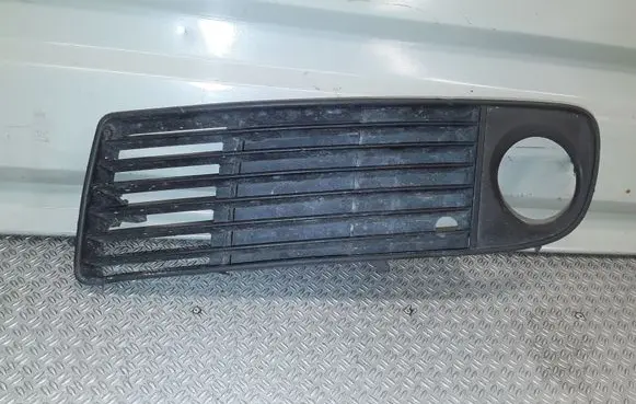Audi A6 S6 C5 4B Front fog light trim/grill 