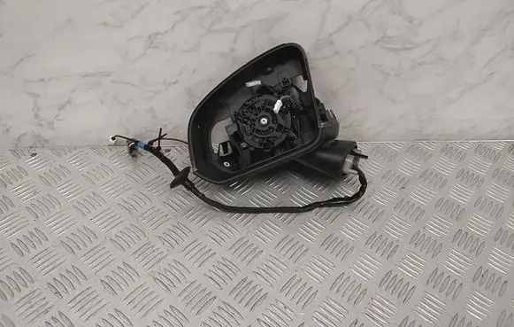 Volvo XC40 Front door electric wing mirror 