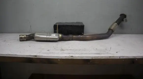 Volkswagen Touareg III Muffler/silencer 