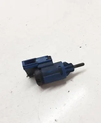 Clutch pedal sensor