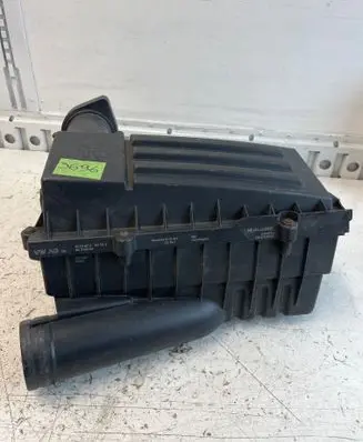 Volkswagen Touran I Air filter box 1K0129607Q 1K0183B 27072003