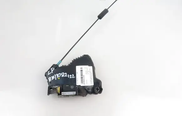 Suzuki Grand Vitara II Front door lock 