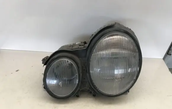 Mercedes-Benz E W210 Headlight/headlamp 2088000175