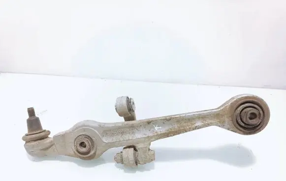 Volkswagen PASSAT B5 Front control arm 4D0407155J