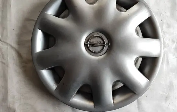Opel Vectra B R14 wheel hub/cap/trim 90468685