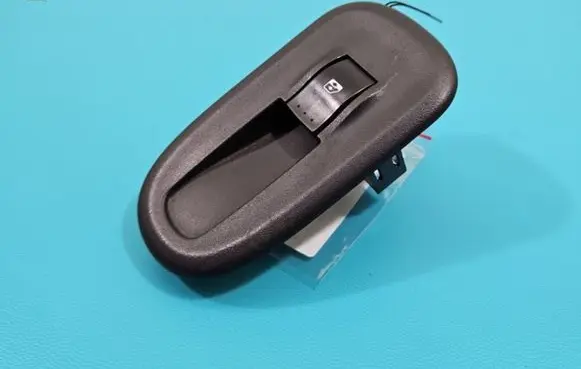 Renault Master III Electric window control switch 8200548968 IMPRK1424350