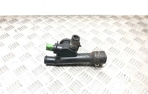 Skoda Octavia Mk2 (1Z) Thermostat/thermostat housing 038121133
