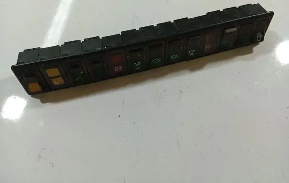 Other switches/knobs/shifts