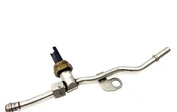 BMW 1 E81 E87 Fuel injector supply line/pipe 7547883 04R6MX11
