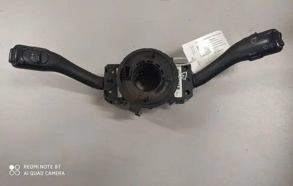 Volkswagen Golf IV Wiper turn signal indicator stalk/switch 8L0953513J 1J0959653B 4B0953503H