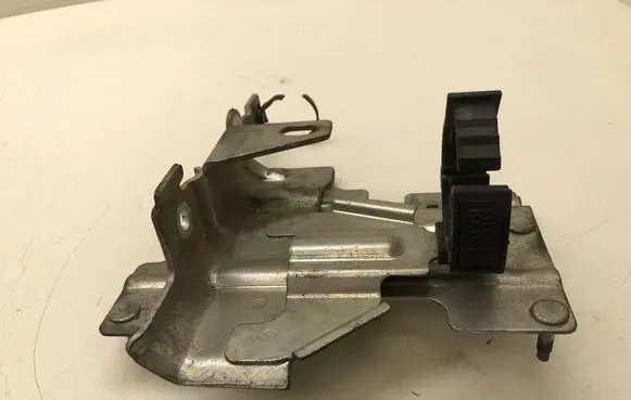 Nissan X-Trail T31 Other engine bay part