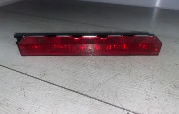 Ford Mondeo Mk III Third/center stoplight 1S7113A613AE