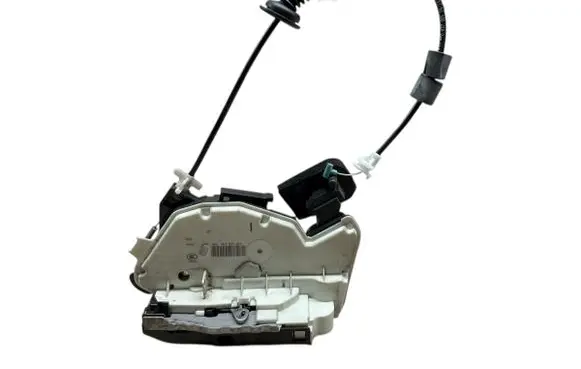 Skoda Octavia Mk3 (5E) Front door lock 5E2837015