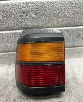 Volkswagen PASSAT B7 USA Rear/tail lights 333945111