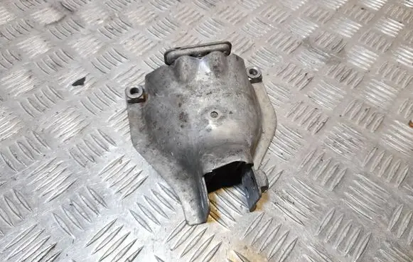 Audi A4 S4 B8 8K Engine mounting bracket 8K0399060A 8K0399060