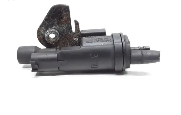 Mercedes-Benz E C207 W207 Vacuum valve 0025401497