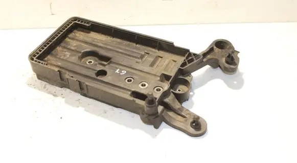 Volkswagen Golf VII Battery tray 5Q0915321G