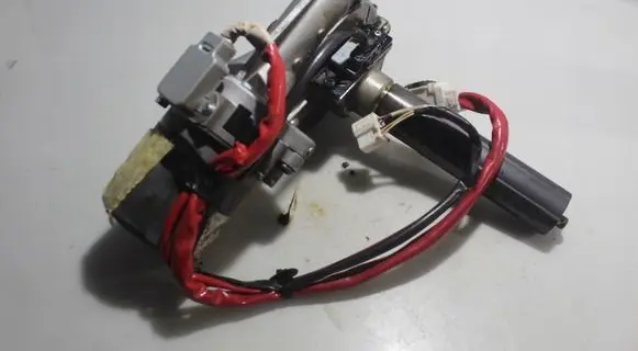 Toyota Avensis T270 Power steering pump