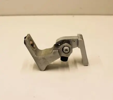 Skoda Octavia Mk3 (5E) Front door upper hinge