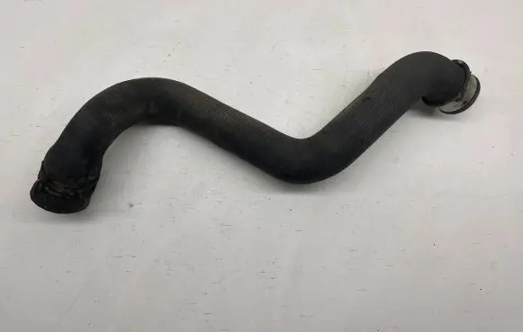Mercedes-Benz R W251 Coolant pipe/hose 