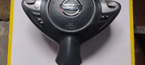 Nissan Juke I F15 Steering wheel airbag 985101KA8B