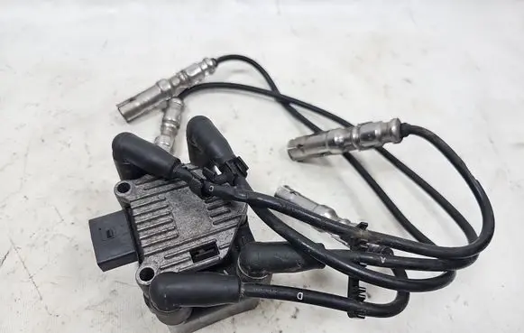 Audi A3 S3 8L High voltage ignition coil R0101C00100 0503355219
