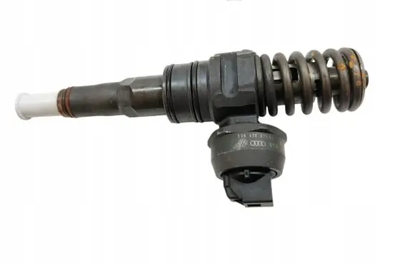 Skoda Superb B5 (3U) Fuel injector 038130073BA