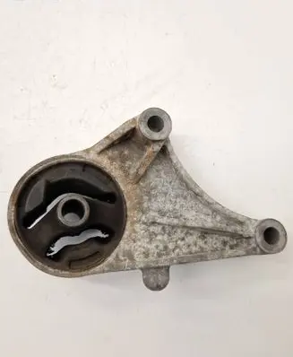 Opel Meriva B Engine mount bracket 13125635
