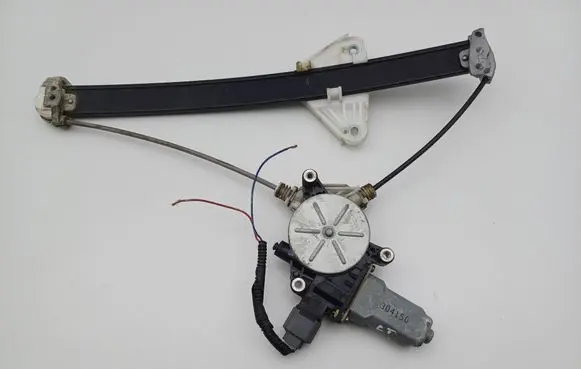 Honda Accord Front door window regulator with motor 