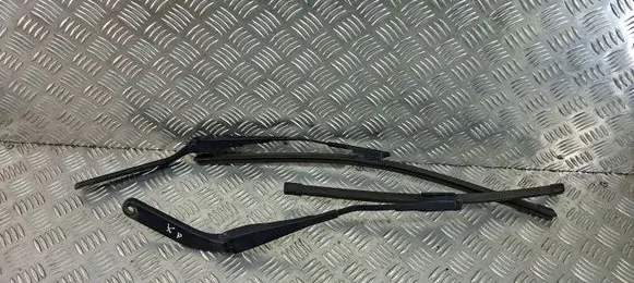 Mini Cooper Countryman R60 Windshield/front glass wiper blade 9806442