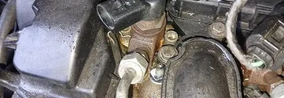Volvo S40 Fuel injector 9647247280