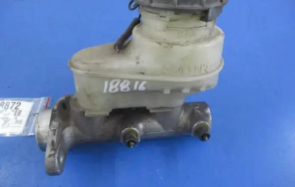 Honda Accord Master brake cylinder