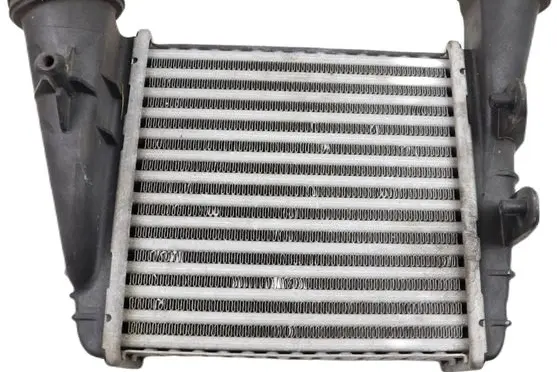 Volkswagen PASSAT B5.5 Intercooler radiator 3B0145806