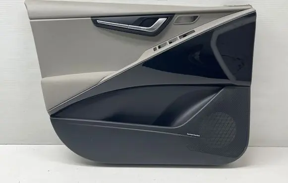 KIA Niro Front door card panel trim 82331AT000 82331AT010