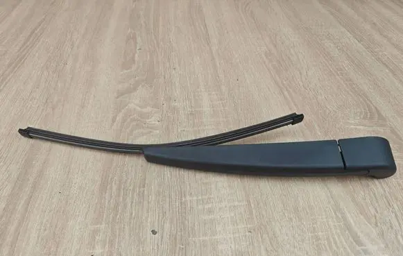 BMW X5 G05 Rear wiper blade arm 7442091