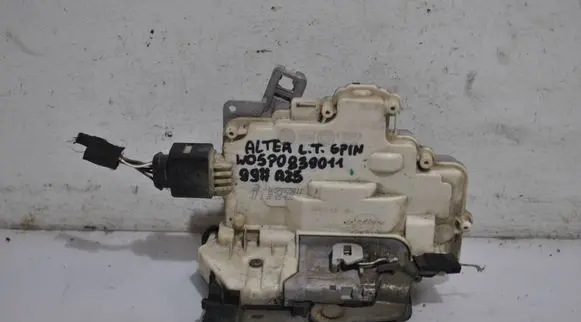 Seat Altea Rear door lock W05P0839011