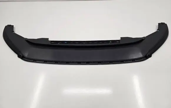Front bumper lip